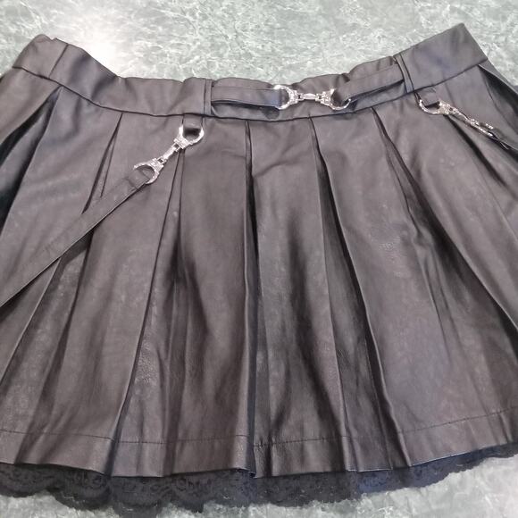 Little For Big Size XL Black Pleather Skirt With Straps & Silvertone Handcuffs - Picture 2 of 13